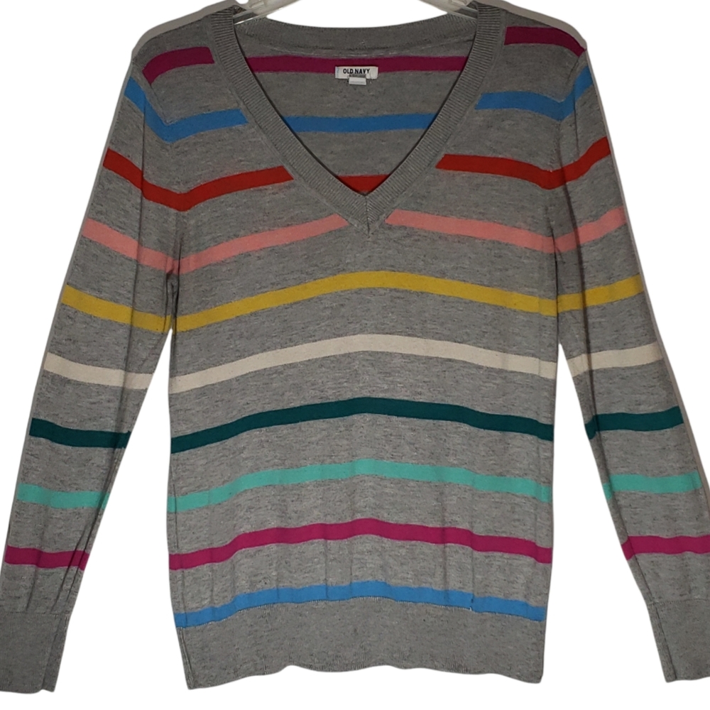 Old Navy women's large stripped pullover sweater. 426
